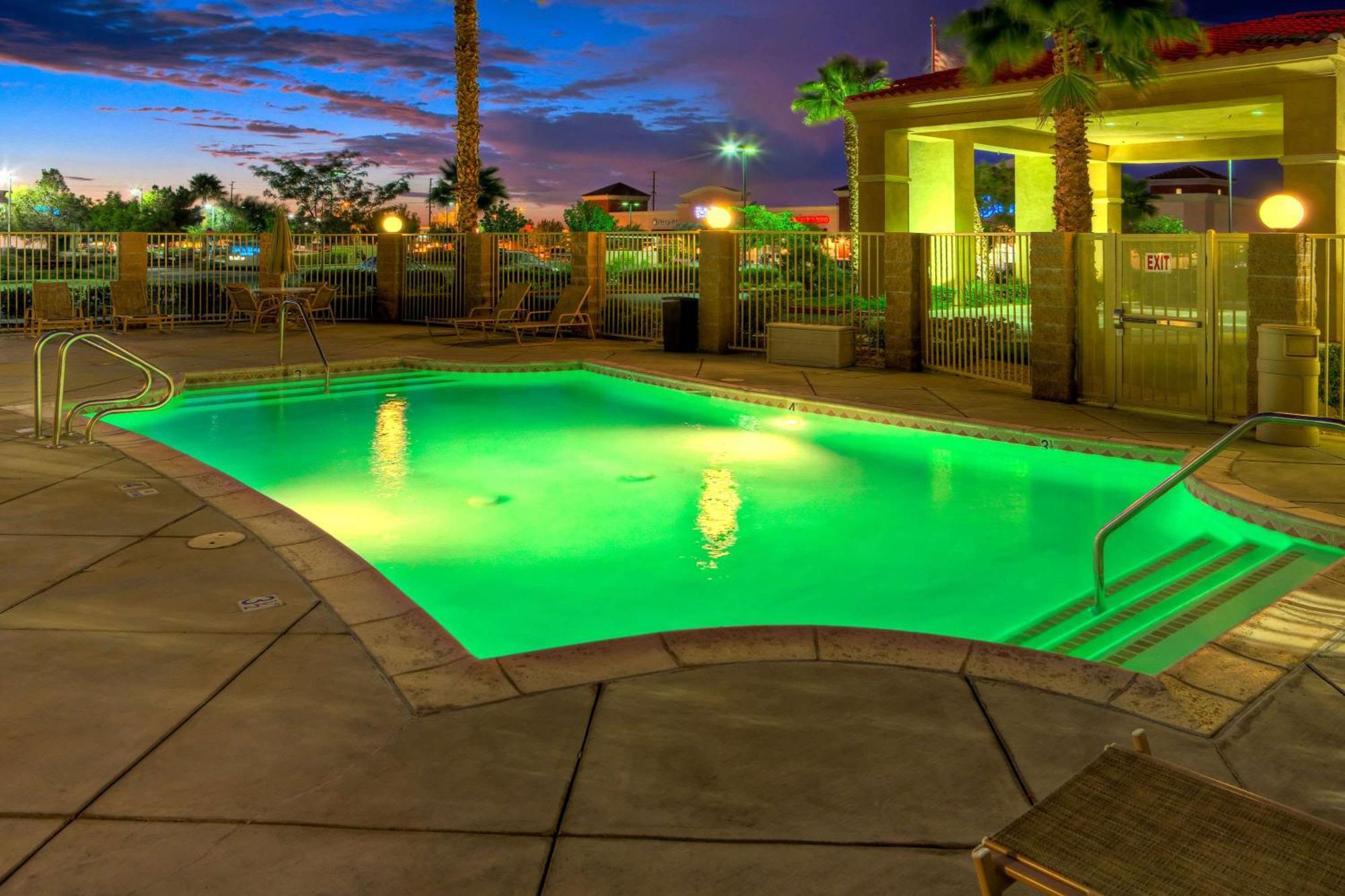 Hampton Inn & Suites Palmdale Zewnętrze zdjęcie